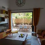 Avec Piscine Proche Et Saint Tropez *
