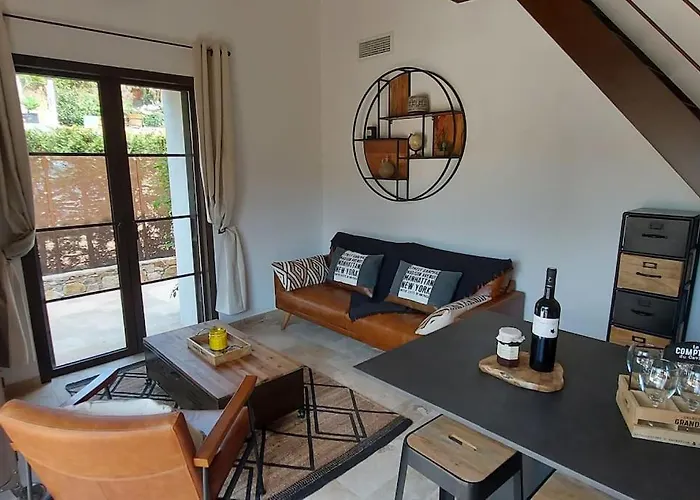 וילה Avec Piscine Proche Et Saint Tropez *